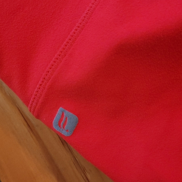 Fabletics Capris - Picture 2 of 2